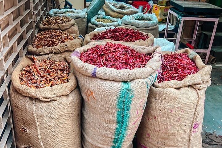 Full-Day Private Tour Of Old and New Delhi: Historic Sights & Street Markets photo 6