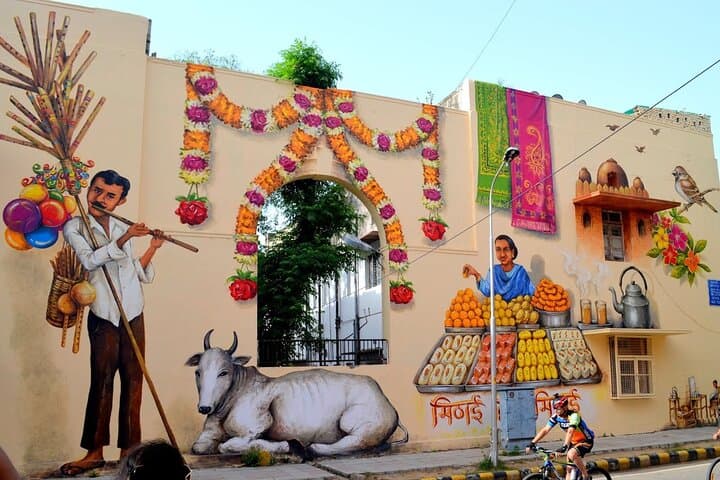 Full-Day Private Tour Of Old and New Delhi: Historic Sights & Street Markets photo 5