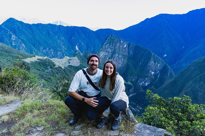 Short Inca Trail 2-Day Trek: Sun Gate Sunrise & Wiñay Wayna photo 5