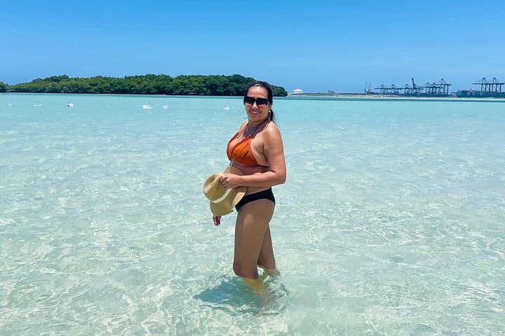 Santo Domingo Day Trip: Los Tres Ojos, Faro a Colón & Boca Chica Beach photo 1