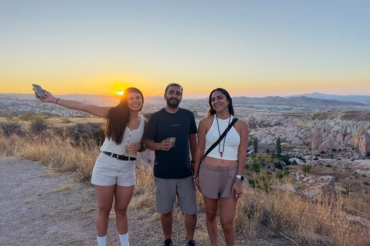 Cappadocia Half-Day Hike: Rose & Red Valleys, Göreme Museum, and Uçhisar Views photo 3