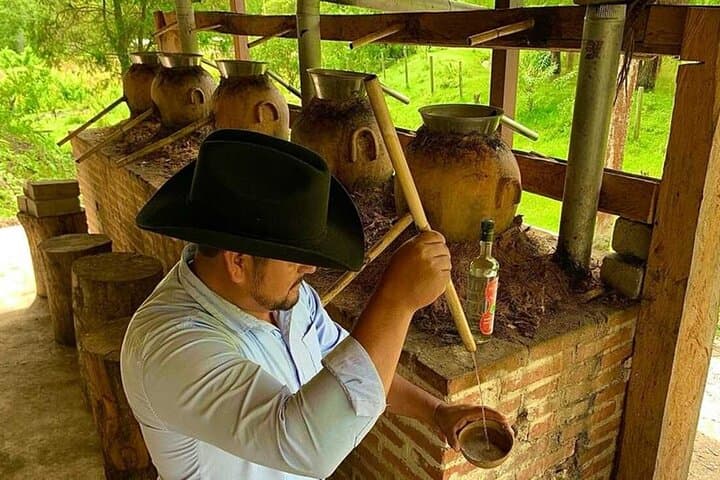 Monte Albán, Mezcal & Alebrijes: Full-Day Charm Zapoteca Tour from Oaxaca photo 5