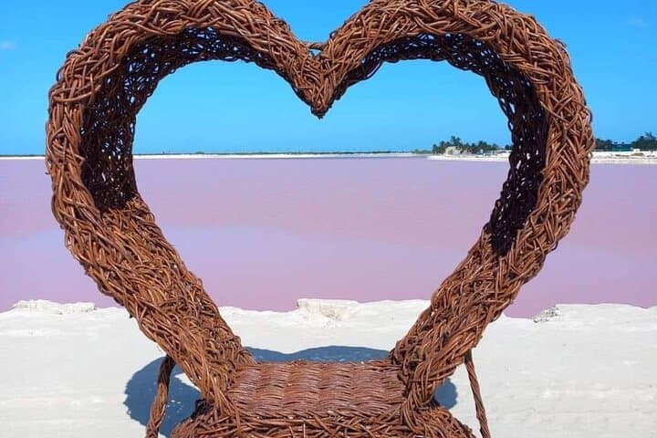 Las Coloradas Pink Lakes and Río Lagartos: Day Trip from Cancún photo 3