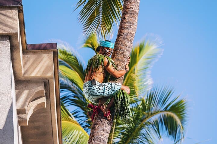 Oceanfront Ka Moana Lūʻau at Aloha Tower — Honolulu Harbor Luau Experience photo 4