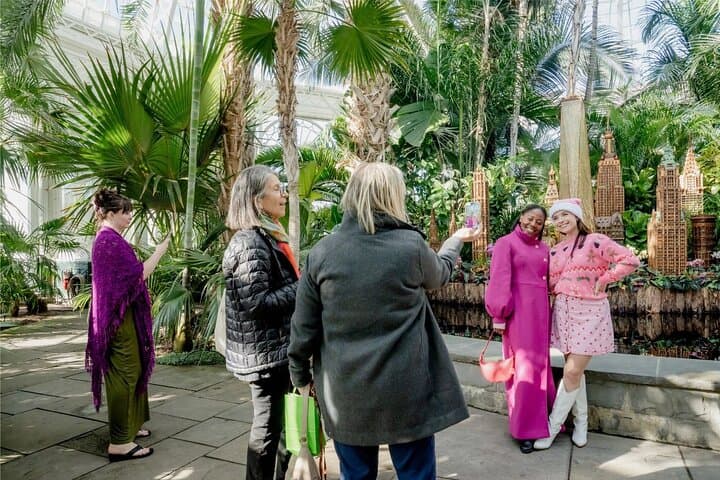 Tea Around Town: NYBG Holiday Train Show Bus Experience photo 6