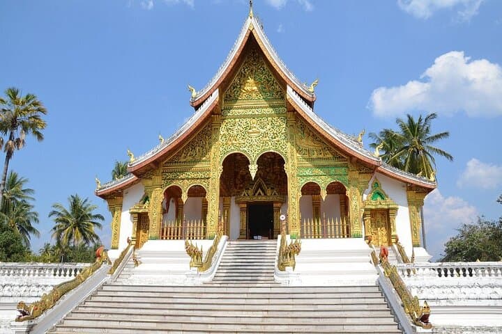 Full-Day Private Luang Prabang Cultural Tour: Temples, Royal Palace & Mount Phousi photo 2
