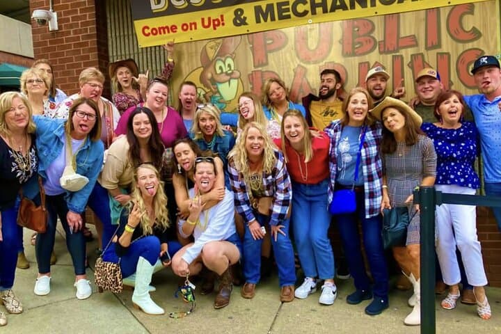 Ultimate South Beach Bar Crawl: Miami Nightlife Tour with VIP Entry photo 3