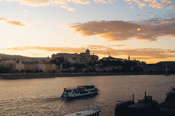 Budapest Evening Sightseeing Cruise: Danube Lights & Iconic Sights