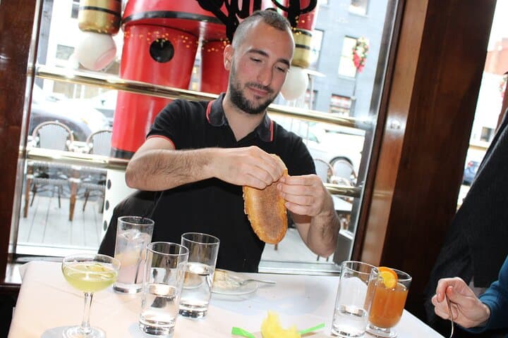 Georgetown Walking Food Tour: 6+ Tasty Bites and Historic Sights photo 6