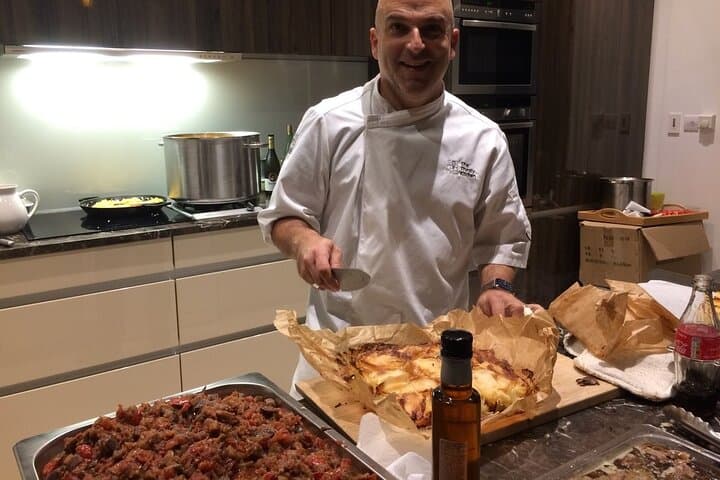 Private British Home Cooking Class in Muswell Hill: Cook Classic British Dishes with Dan photo 4