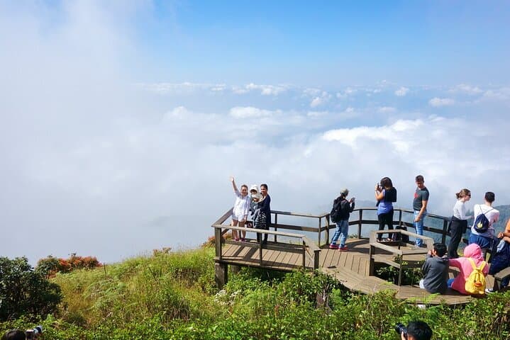 Doi Inthanon Day Trek: Twin Pagodas, Kew Mae Pan & Wachirathan Waterfall photo 2