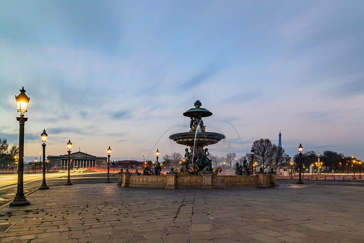 Paris Full-Day Private Chauffeur: 12-Hour Sedan or Van Tour of Landmarks photo 3