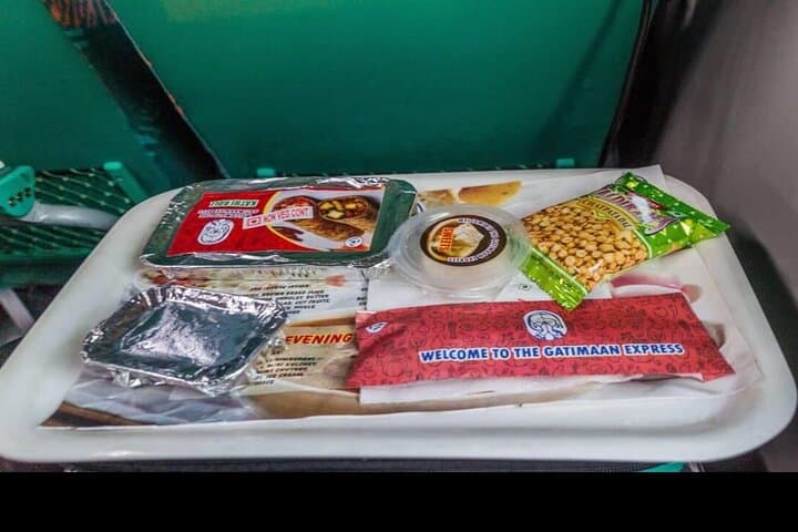 Same-Day Taj Mahal by Gatimaan Express: Fast Train Tour from New Delhi photo 2