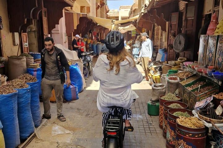 Marrakech E-Bike Medina Tour: Bahia, Koutoubia & Historic Gates photo 3
