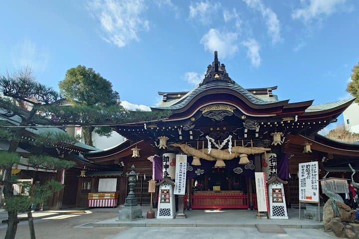 Half-Day Fukuoka Walking Tour: Temples, Shrines & Red Brick Culture photo 1