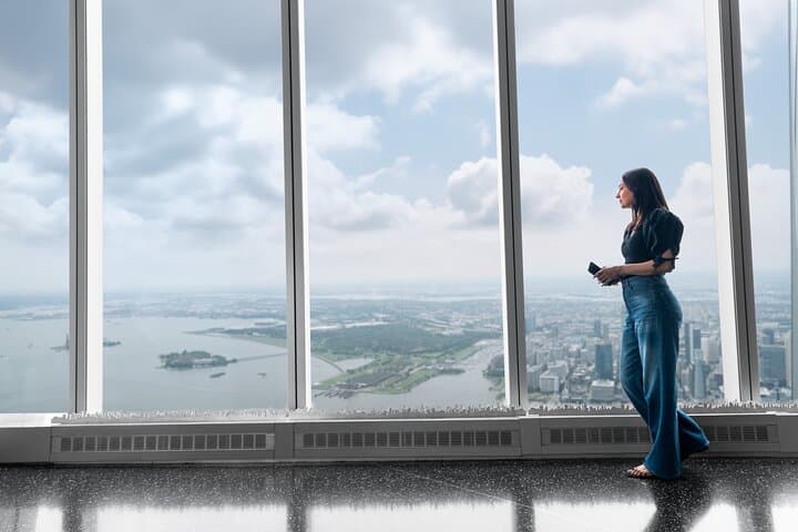 half-day-nyc-bus-tour-with-observation-deck-empire-state photo 3