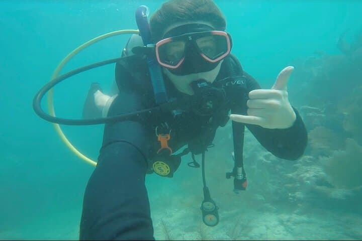 Exploring America’s Only Living Barrier Reef: Eco-Conscious Diving with Southpoint Divers in Key West photo 6