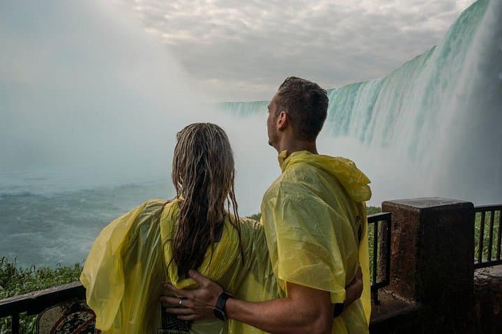 Niagara Falls Day Trip from Toronto: Boat Cruise, Maple Tasting & Niagara-on-the-Lake photo 2