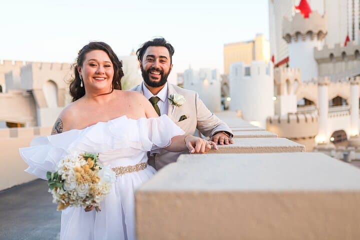 Las Vegas Personalized Photo Session: Capture the Strip, Downtown & Red Rock photo 4