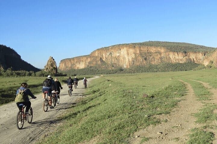 Bike Hell's Gate and Lake Naivasha: Day Tour from Nairobi