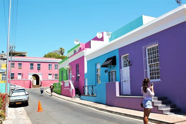 Table Mountain & Bo-Kaap Walking Tour — Cable Car Views and Colorful Streets photo 3