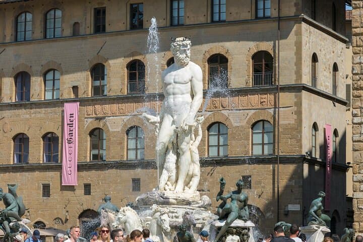 Evening Lights Florence Walking Tour: Hidden Gems, Food & Duomo Views photo 4