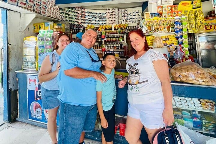 Santo Domingo Neighbourhood Tour: Authentic Local Walking Experience photo 4