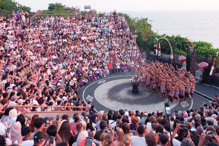 Sunset Kecak at Uluwatu and Dinner in Jimbaran Bay