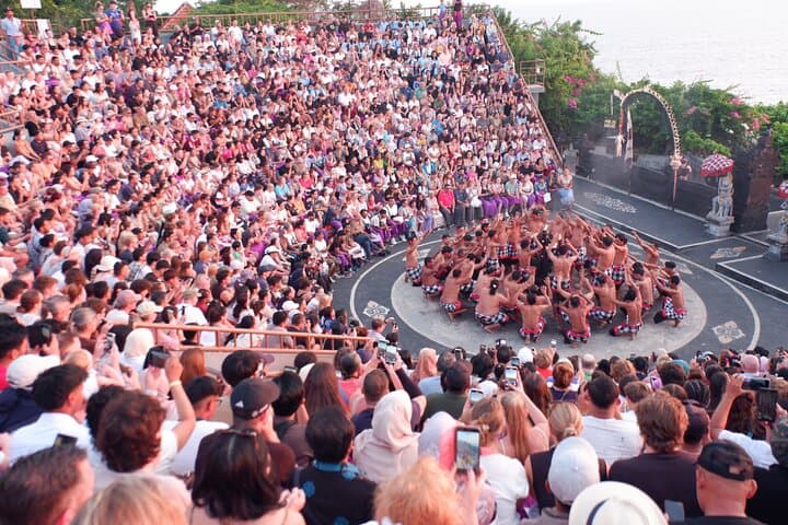 Sunset Kecak at Uluwatu and Dinner in Jimbaran Bay photo 2