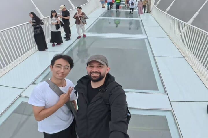 Zhangjiajie Glass Bridge & Yellow Dragon Cave Private VIP Day Tour photo 2