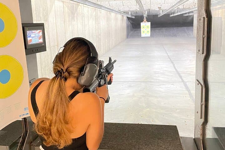 Private Firearms Training in St. Louis — 90-Minute Lesson at Sharpshooters