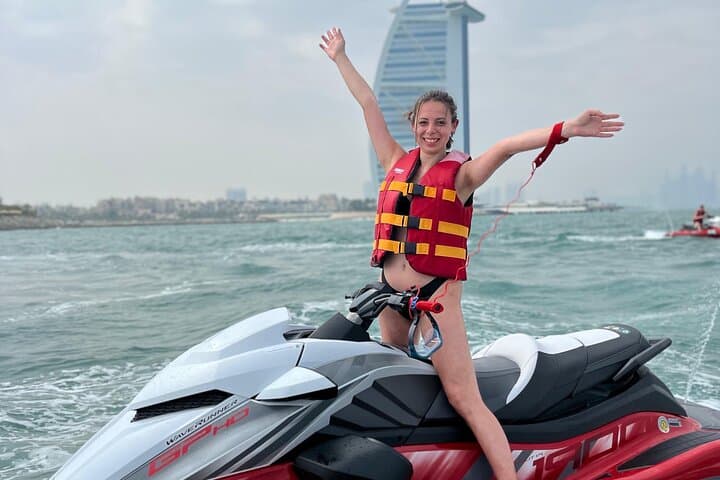 Jet Ski Burj Al Arab: 30-Minute Guided Ride in Dubai photo 4