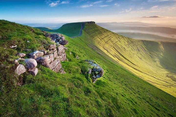 Cardiff Waterfalls, Mountains & Castles Day Tour — Henrhyd Falls & Brecon Beacons