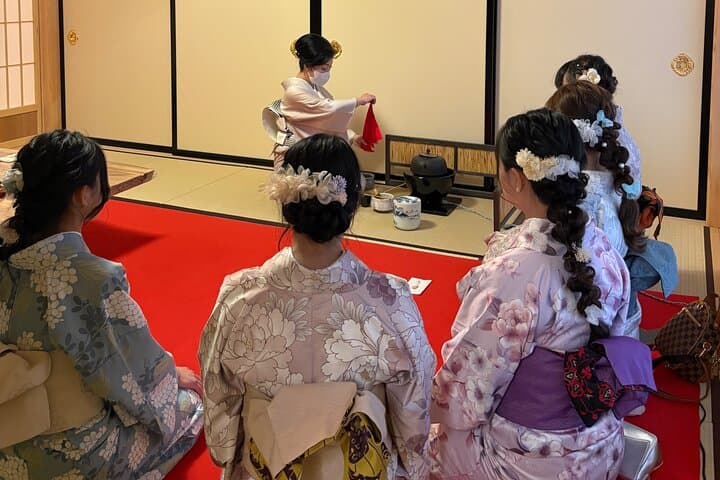 Kimono Rental & Tea Ceremony in Inuyama: Wear a Kimono, Make Matcha, Explore Castle Town photo 4