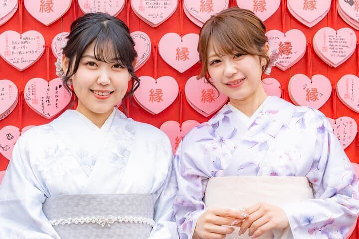 Kimono Rental & Tea Ceremony in Inuyama: Wear a Kimono, Make Matcha, Explore Castle Town photo 2