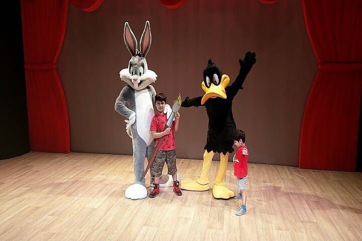 Inside Warner Bros. World Abu Dhabi: Your Practical Guide to the World’s Largest Indoor Theme Park