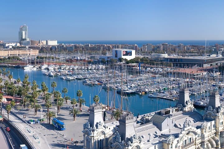 Private Customizable Barcelona Shore Tour — Sagrada Família, Park Güell & Montjuïc photo 1