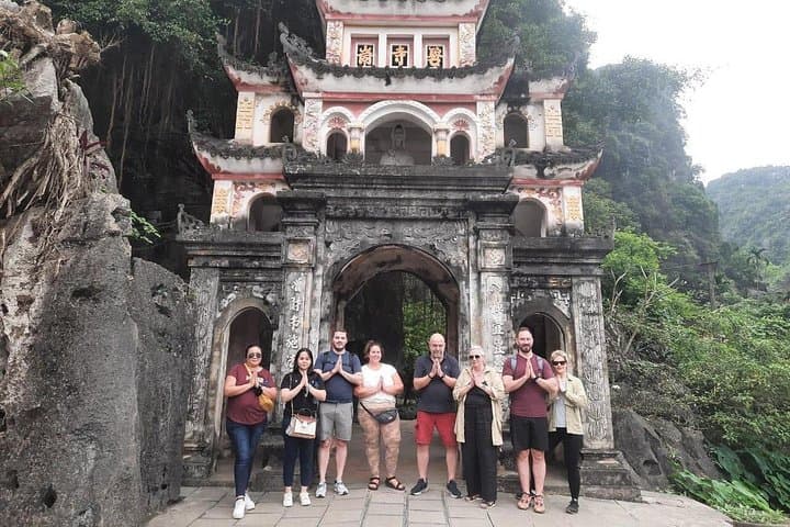 Hanoi to Trang An & Mua Cave: Ninh Binh Luxury Small-Group Day Trip photo 3