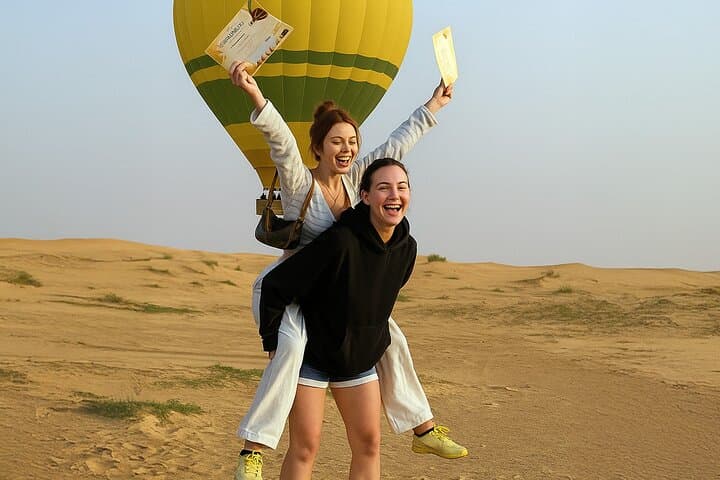 Dubai Sunrise Hot Air Balloon Over the Desert — Flight with Refreshments & Transfers photo 2