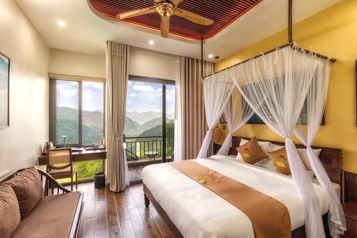 Mai Chau to Pu Luong: Two-Day Immersion in Rice Terraces, Silk Weaving & Bamboo Rafting photo 4