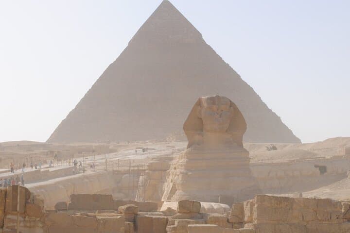 Hurghada to Giza: Day Trip to the Pyramids, Sphinx & Egyptian Museum with Lunch photo 2