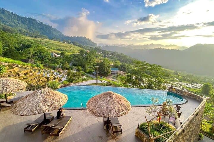 Mai Chau to Pu Luong: Two-Day Immersion in Rice Terraces, Silk Weaving & Bamboo Rafting photo 5