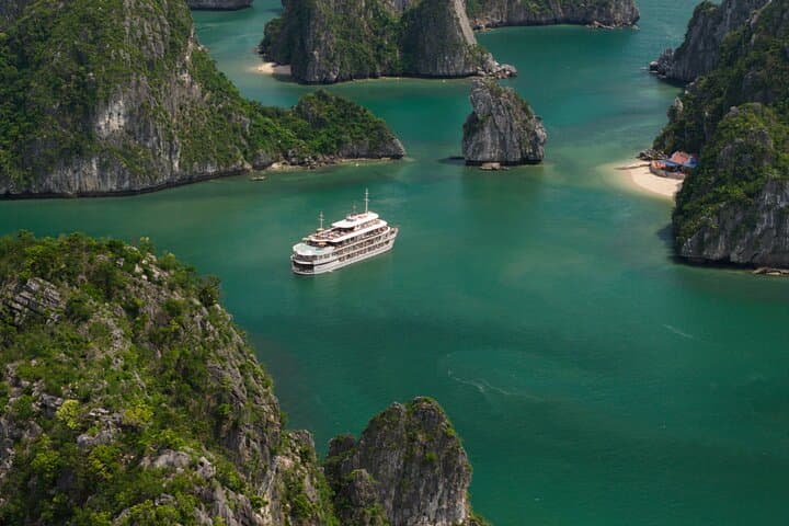 Bhaya Soul: 2-Day Halong Bay Cruise & Wellness Journey photo 3