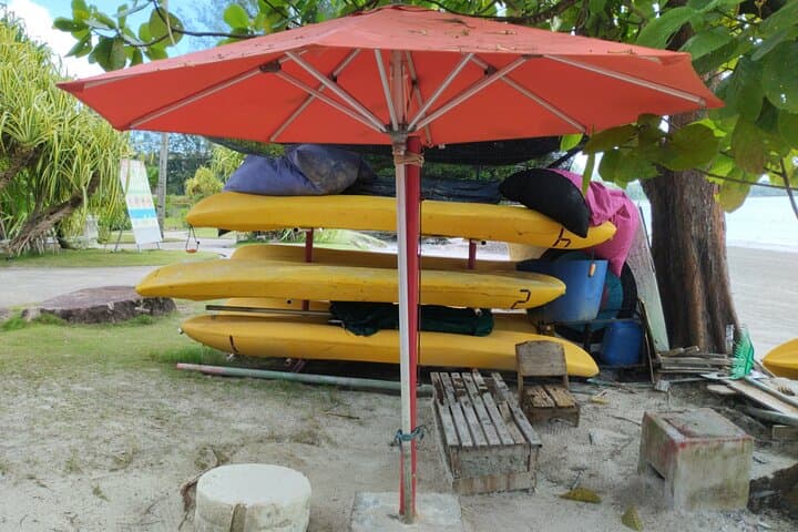 Bintan Sand Dunes & Blue Lake Day Trip to Lagoi Bay photo 4