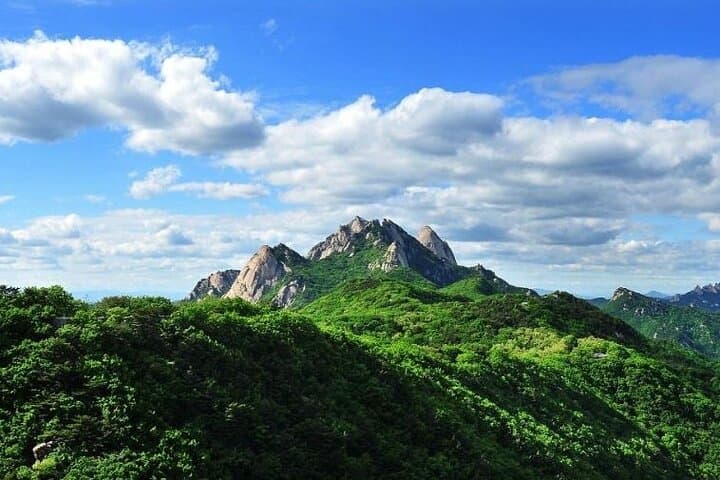 Hidden Wall Trail Hike to Baegundae Peak | Mt Bukhansan National Park, Seoul photo 5