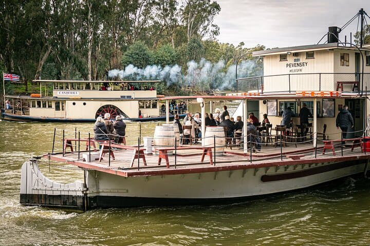 Murray River Paddle Steamer Cruise & Kyabram Wildlife Day Tour from Melbourne