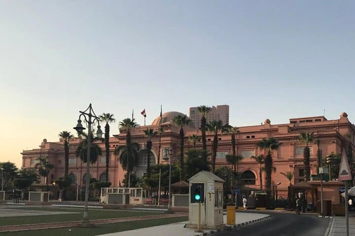 Hurghada to Cairo Day Tour: Giza Pyramids, Sphinx & Egyptian Museum photo 3
