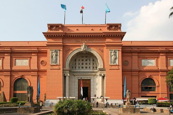 Hurghada to Cairo Day Tour: Giza Pyramids, Sphinx & Egyptian Museum photo 5