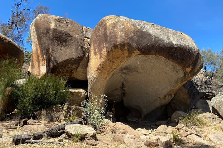 Wave Rock Day Tour from Perth: Mulka’s Cave, Hippo’s Yawn & York photo 2