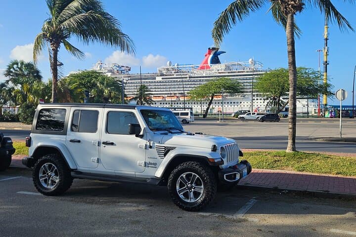 Jeep Wrangler 4-Door Hardtop Rental — Explore Aruba’s Rugged North Coast photo 5